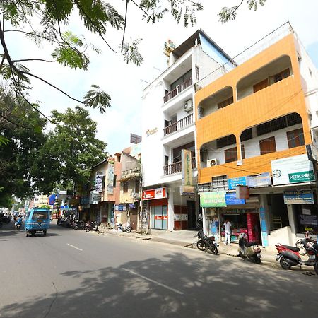 Hotel Oyo 094 Bussy St Prakasam Residency Puducherry Exterior foto