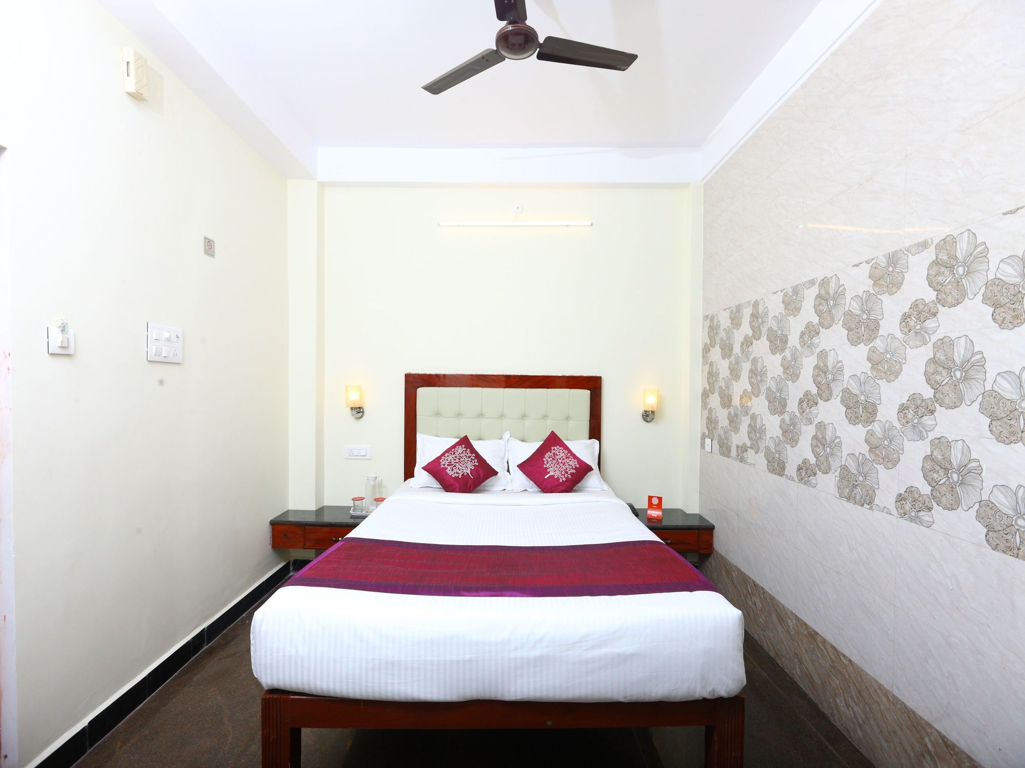 Hotel Oyo 094 Bussy St Prakasam Residency Puducherry Exterior foto