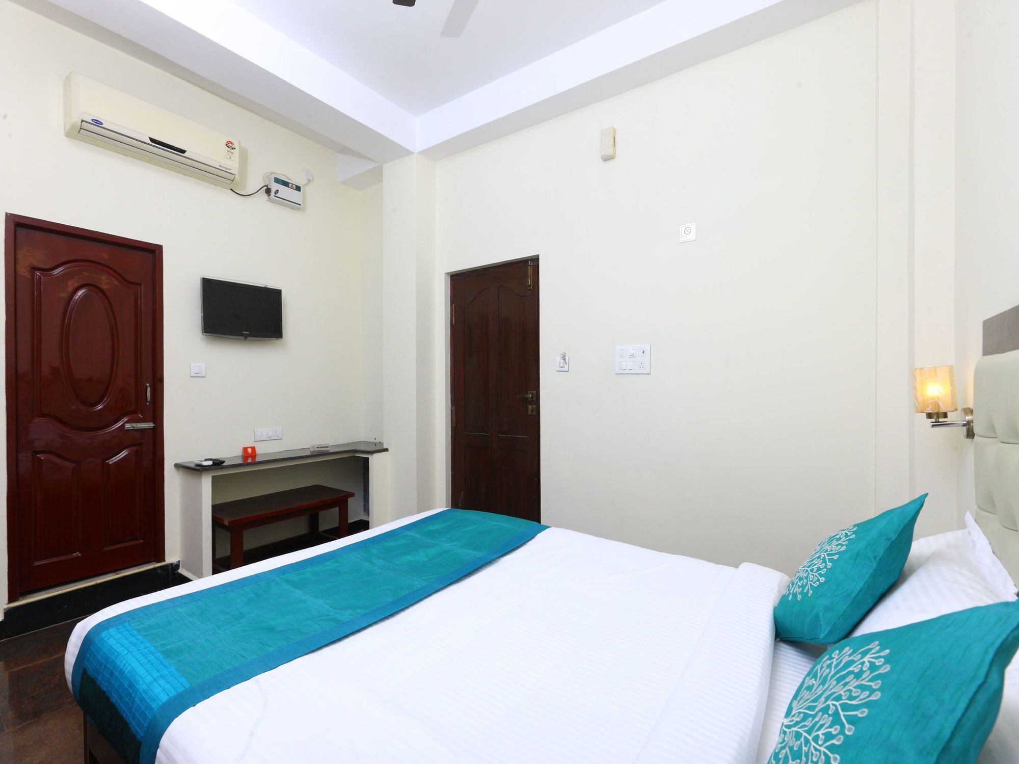 Hotel Oyo 094 Bussy St Prakasam Residency Puducherry Exterior foto