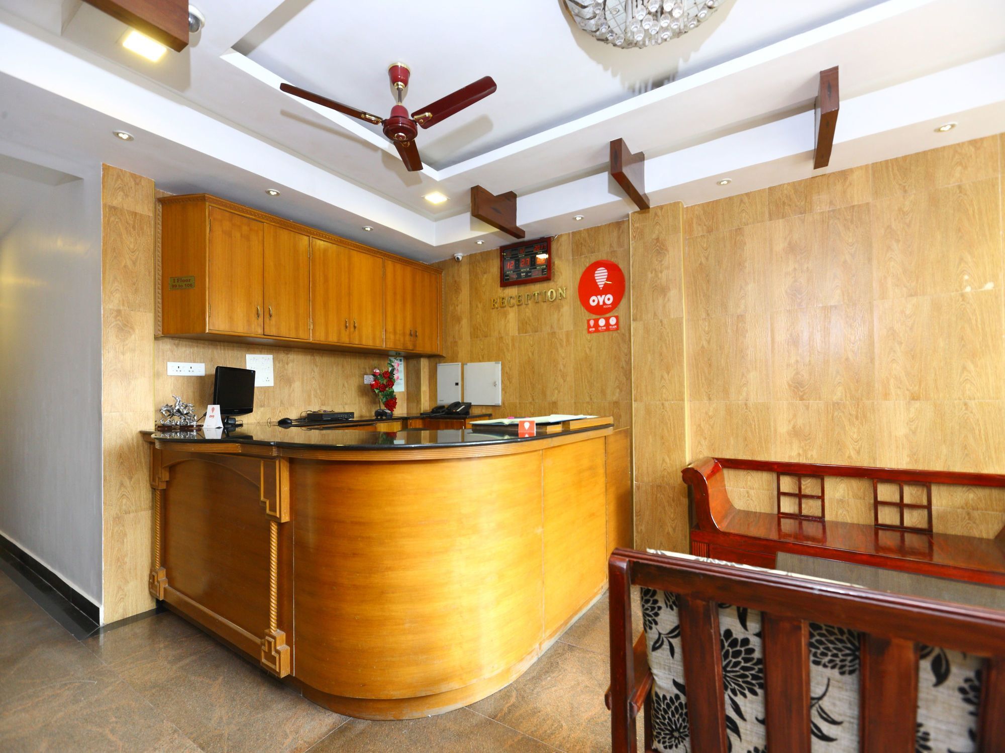 Hotel Oyo 094 Bussy St Prakasam Residency Puducherry Exterior foto