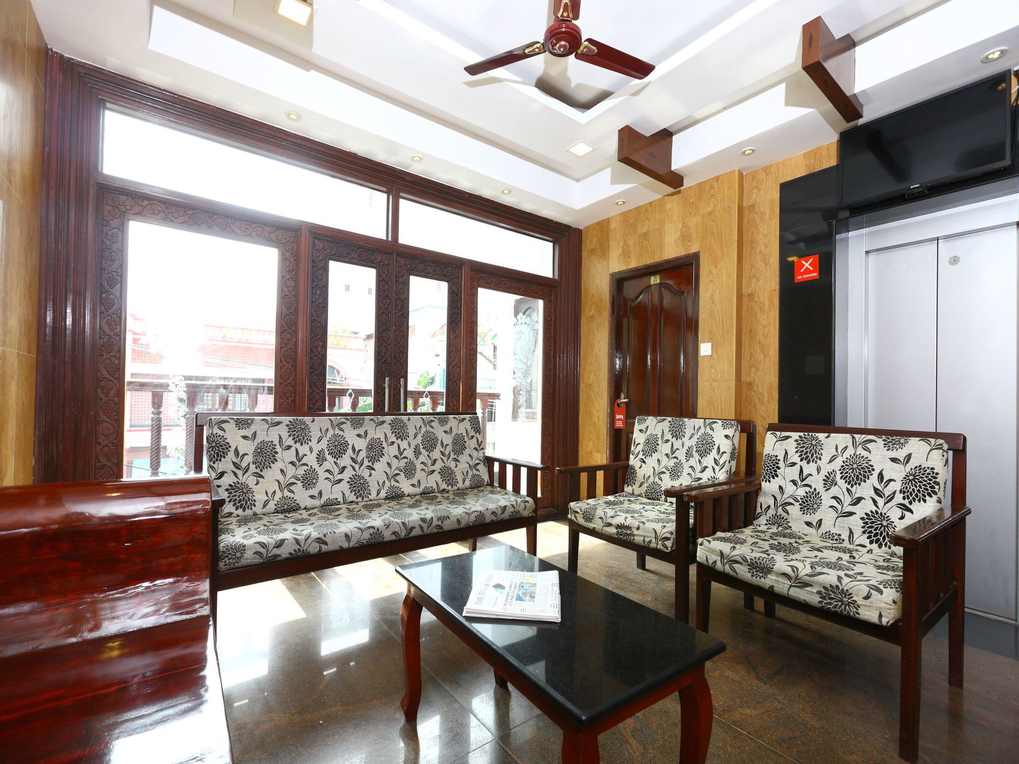 Hotel Oyo 094 Bussy St Prakasam Residency Puducherry Exterior foto